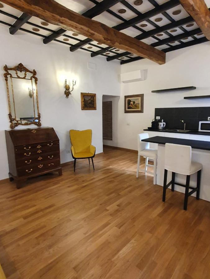 Charming Frattina - 2 Bathrooms New Apartment Roma Exterior foto